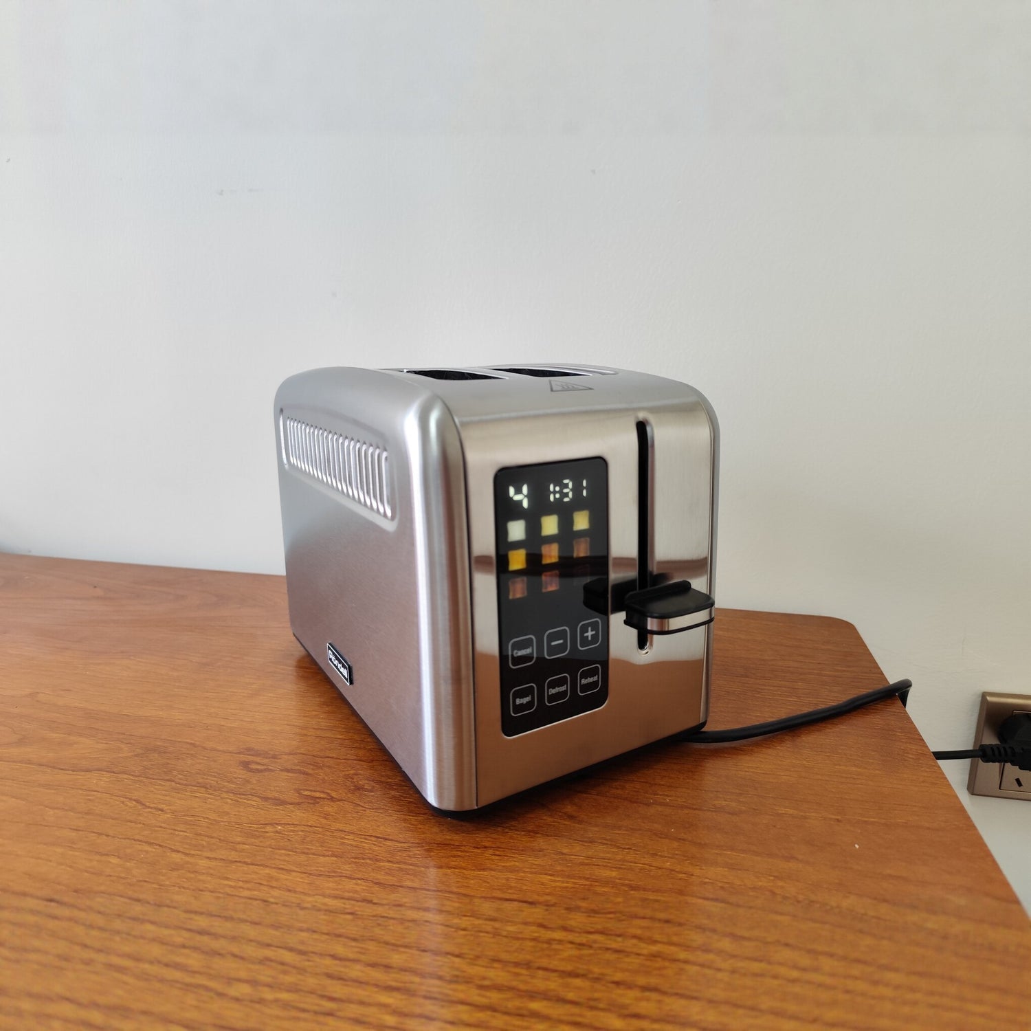 Toaster for Home Use